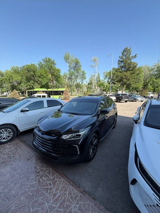 Arenda Tracker 2 premier