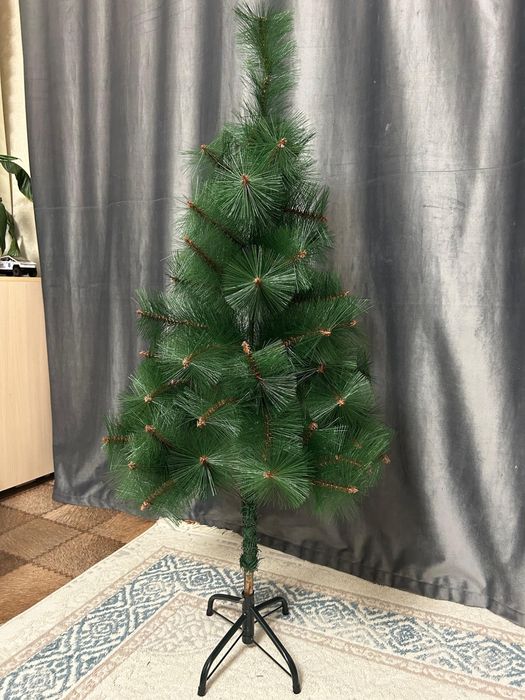 Продам елку 120см
