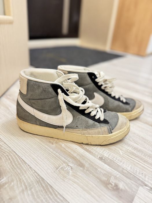 Женские кроссовки (блейзеры)