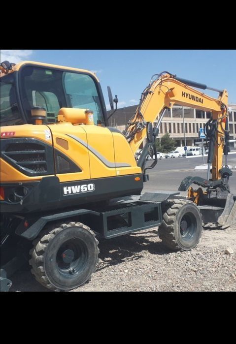 экскаватор хундай Hw 60 сотилади