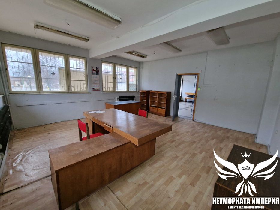 Продавам помещение/офис/аптека с РЗП 175кв. в с.Старосел, общ. Хисаря