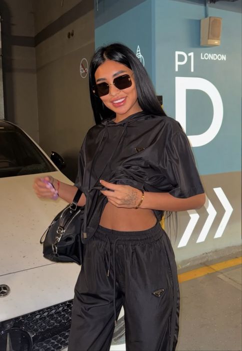 Костюм женский прада