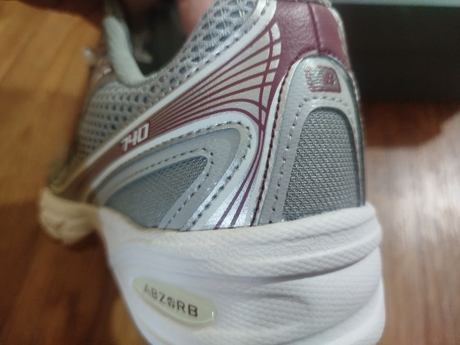 Кроссовки New Balance 740, 39 размер