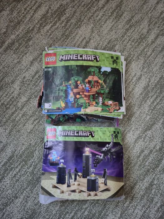 Lego Minecraft: Jungle tree house si The Ender Dragon