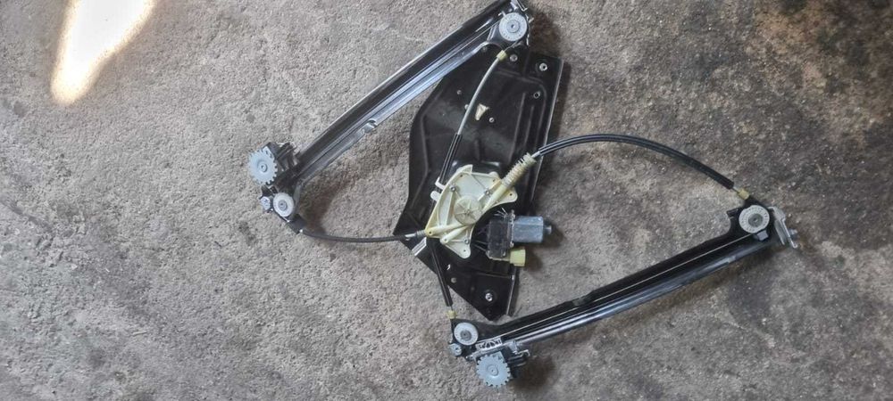 Macara usa fata spate stanga dreapta Maserati Ghibli