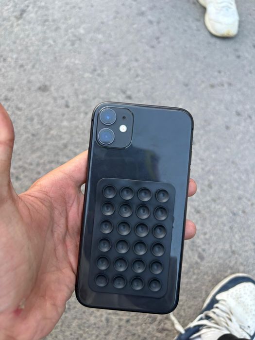 Iphone 11 черного цвета