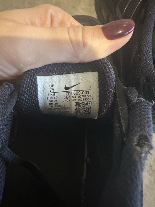 Маратонки  Nike black- оригинални !!!