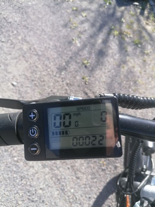 Bicicleta electrica noua