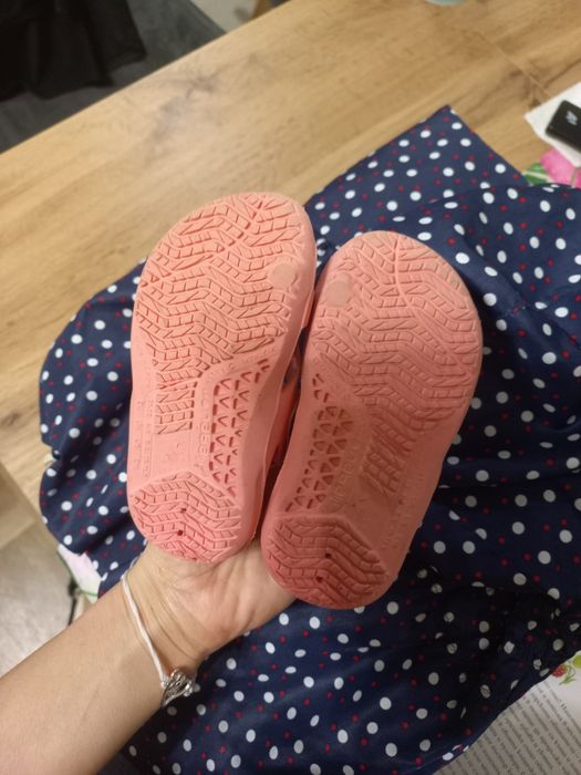 Якенца и дрешки за момиче