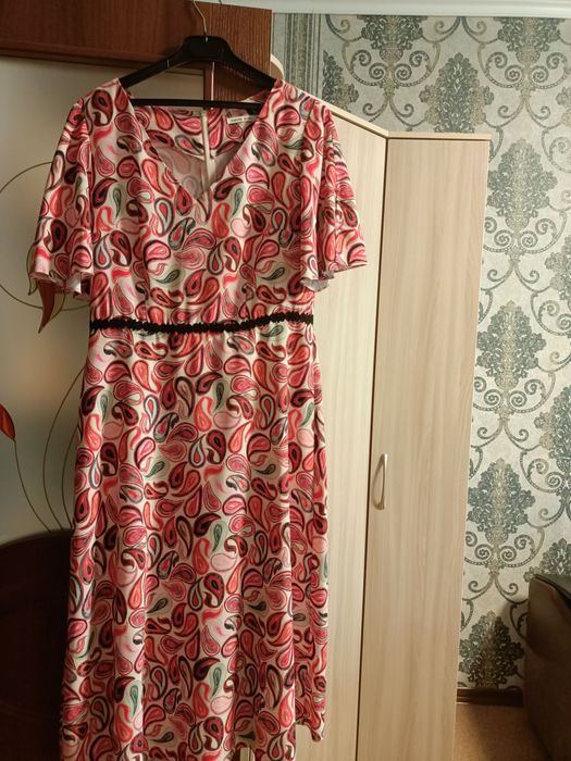 Продам красивое платье