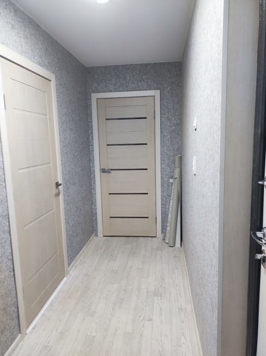 Продам 4 комнатную квартиру