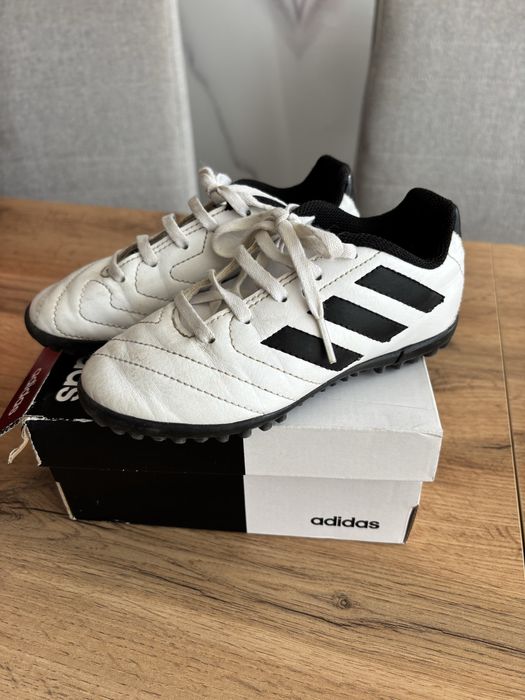 Adidas за момче!