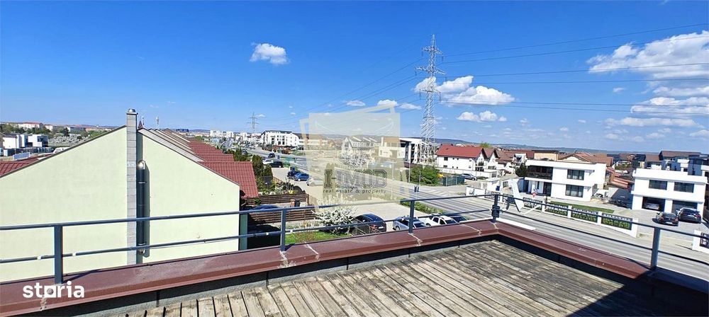 Apartament 3 camere terasa 80 mp si  curte 145 mp zona Calea Cisnadiei