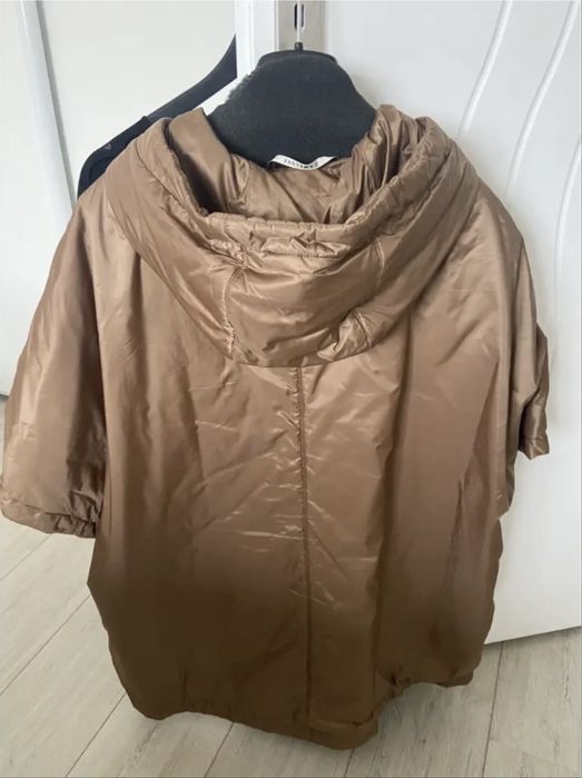 Яке олекотено  естествен пух мах Маra