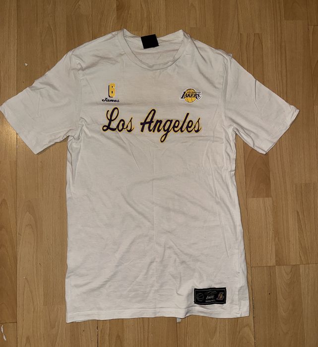LeBron James #6 Lakers комплект: бяла тениска + лилави шорти NBA