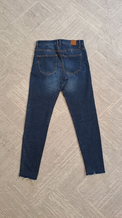 Продам джинсы Bershka