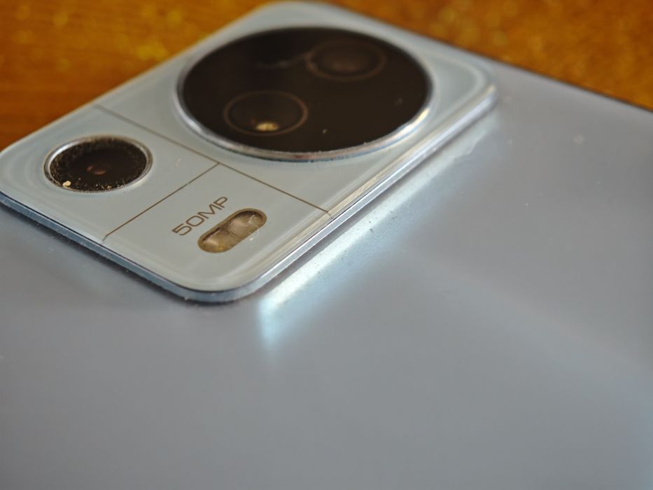 Xiaomi 13лайт идеален без забележки