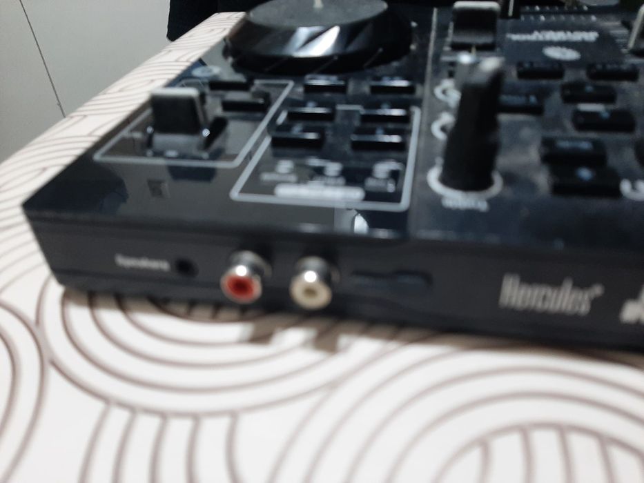 Vind DJ control instinct