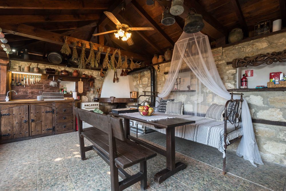 Продава се Къща в Варна, Гръцка махала - 185 кв.м за 1622 €/кв.м - Снимка #9