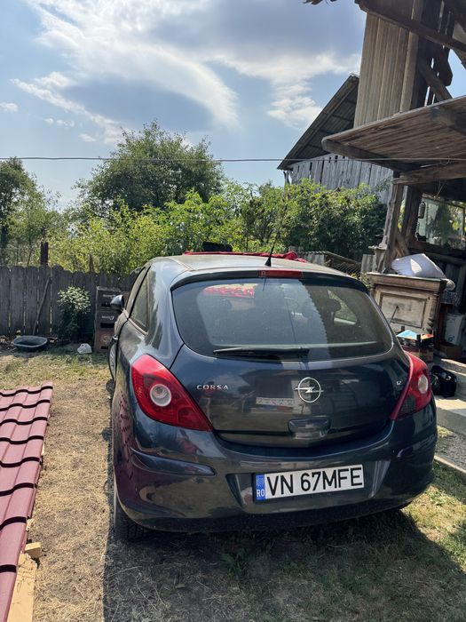 Opel corsa 1.2 benzina stare foarte buna !