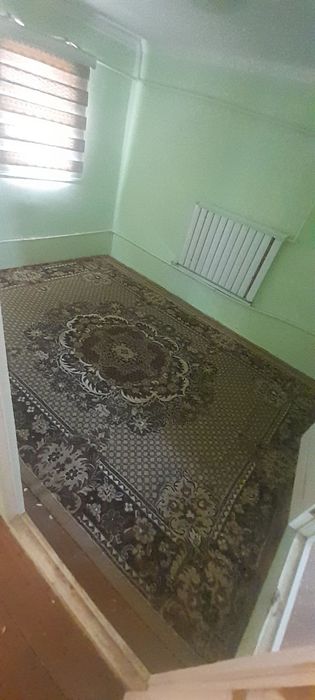 Uy satiladi. Kelisimli