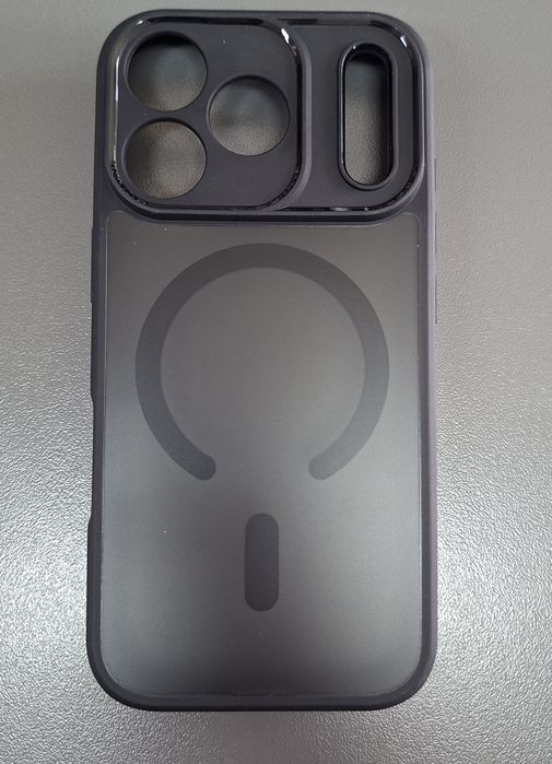 Силиконов гръб/кейс Mag safe за iPhone 17 Pro защита на камера