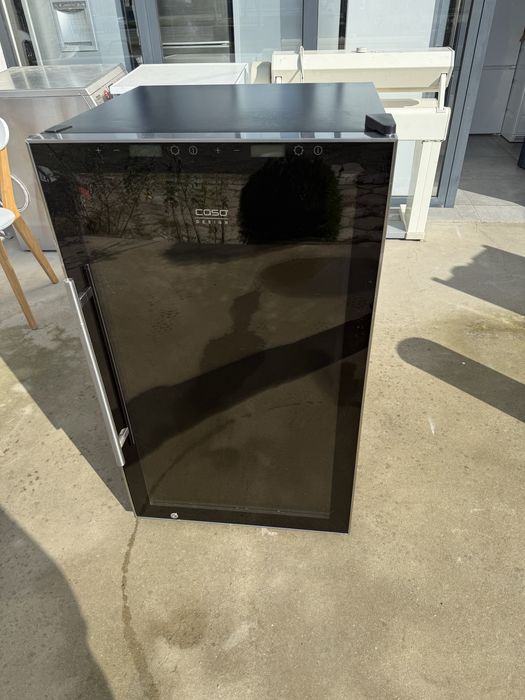 Малка Хладилна витрина 100см с 2 температурни нива