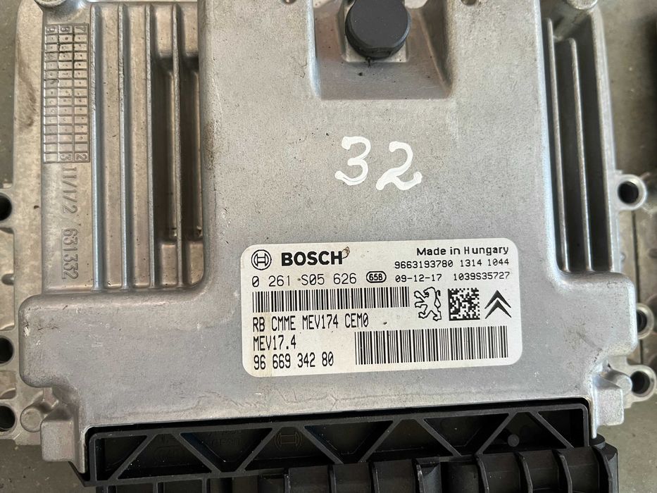 Компютър двигател BOSCH Peugeot 207 1.4 1.6 VTi 207 cc 1.4 1.6 16V 308