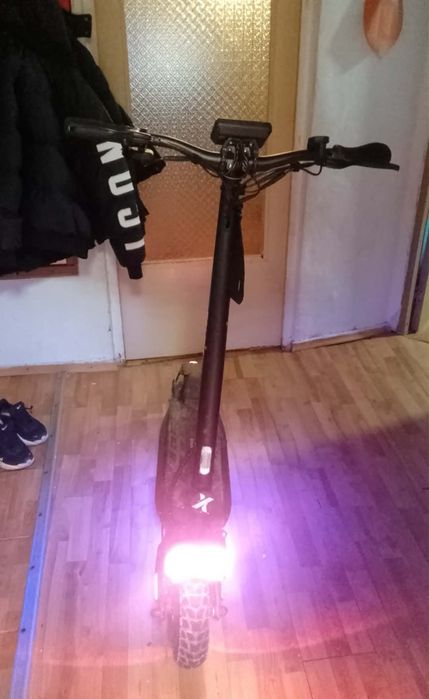 Vand trotineta electeica impecabila 3000 de lei