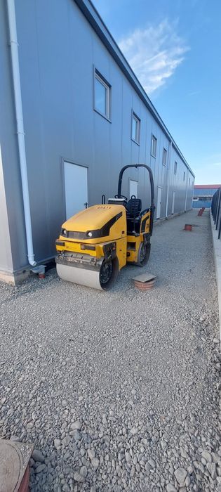 Inchiriez Cilindru Compactor 3 Tone