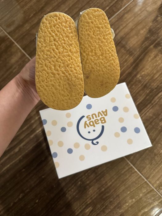 Papuci ortopedici din piele naturala pentru bebe