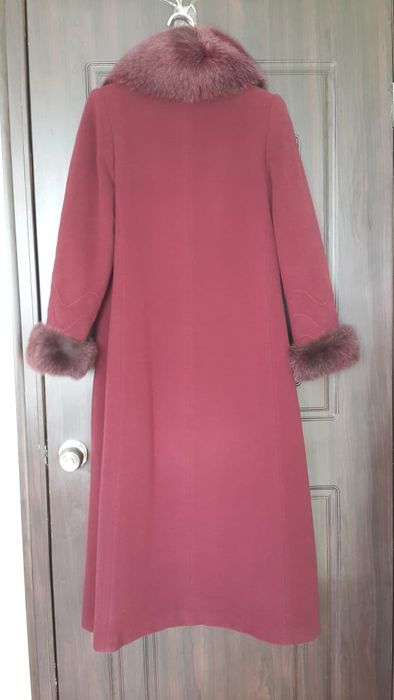 Продам зимнее пальто