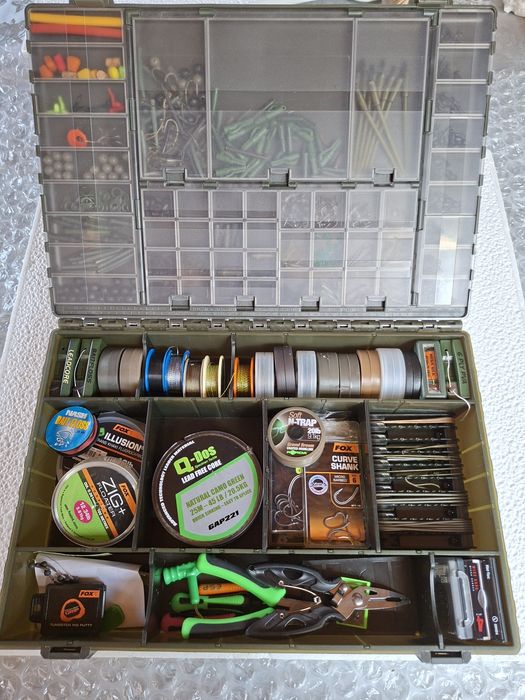 Fox Edges Large Tackle Box