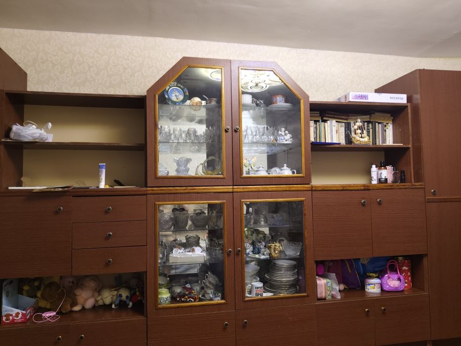 Стенка для дома.