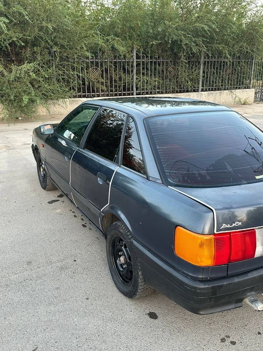 Продам Audi 80 b3