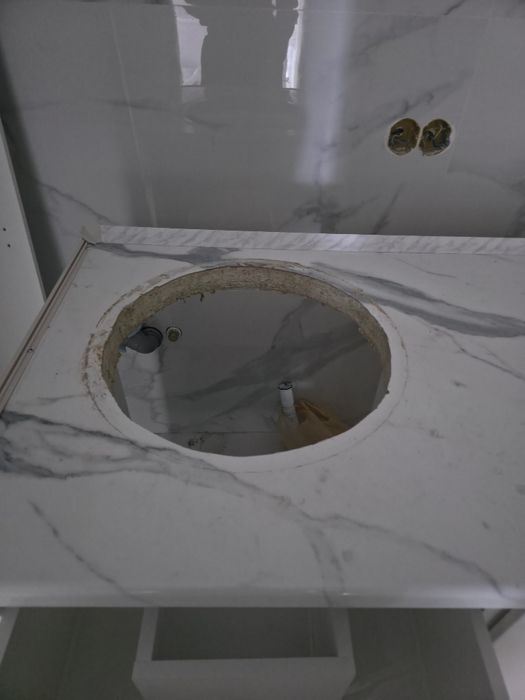 Продам тумбу для ванны