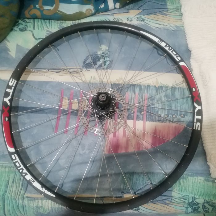 Roată cu frână doar pentru disc 26