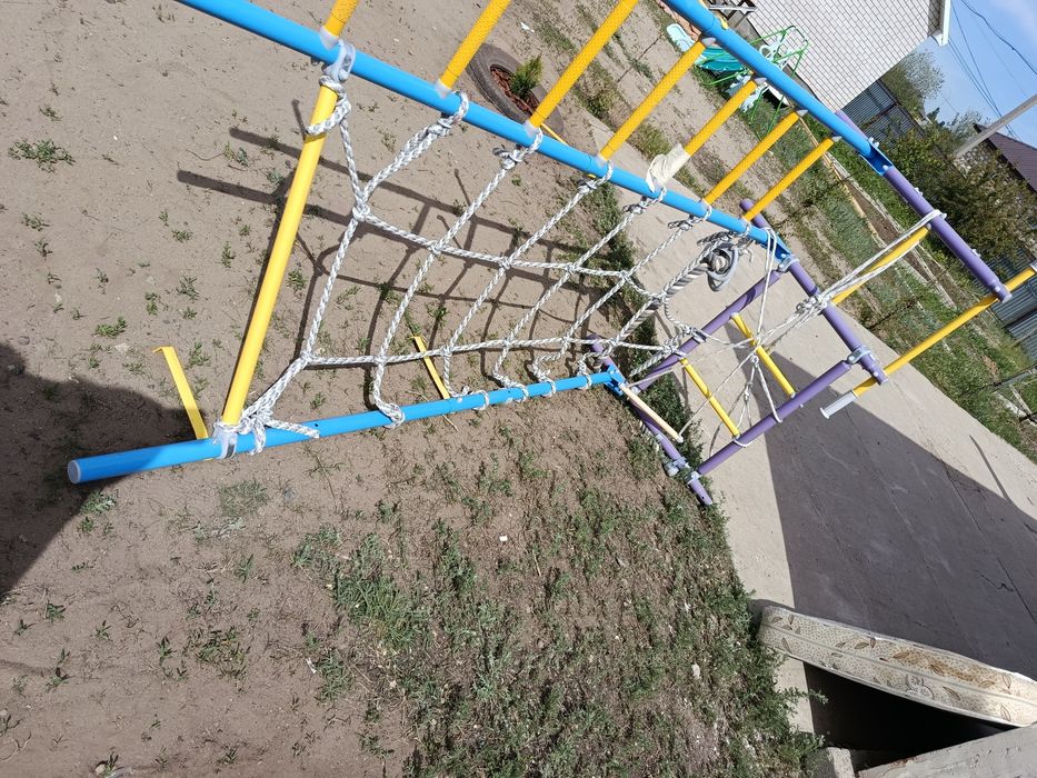 Продам тренажерный турник