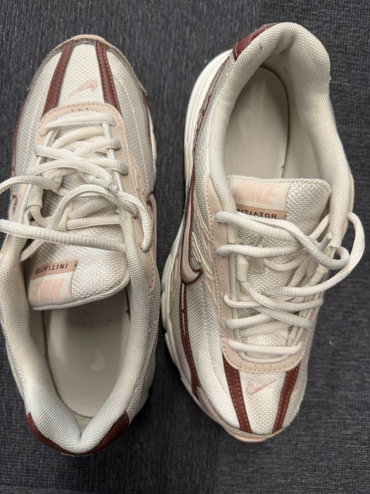 Кроссовки Nike INITIATOR