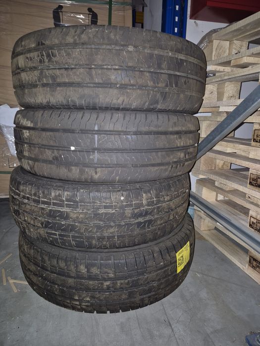 Cauciucuri 215/70 R15C Continental