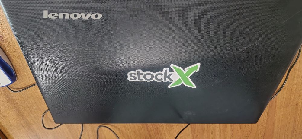 Laptop Lenovo i5 ,1TB