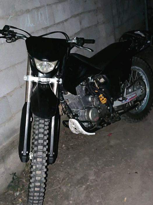 Продам эндуро FMZ 06ой
