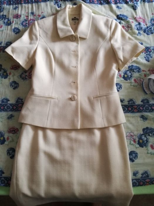 Дамски   костюми