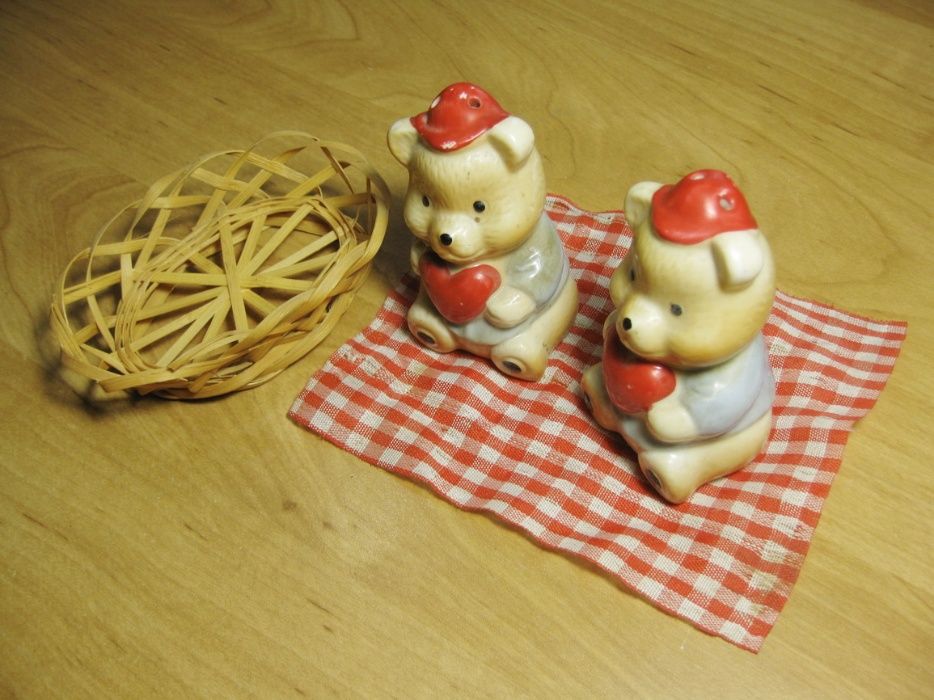 Мишки - оригинальные солонка и перечница.