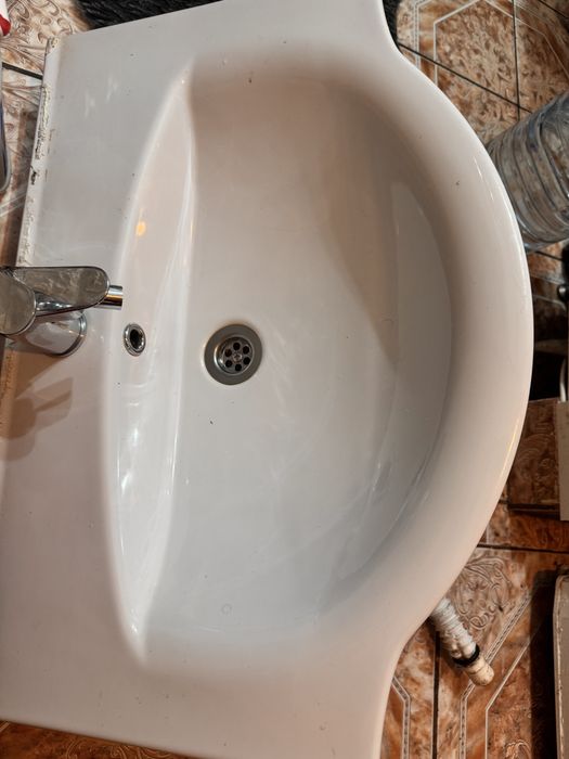 Chiuveta alba , chiuveta