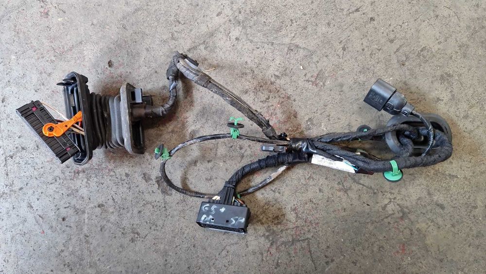 Instalație ușa dreapta spate VW Golf 5 Plus cod 5M0 971 964 R