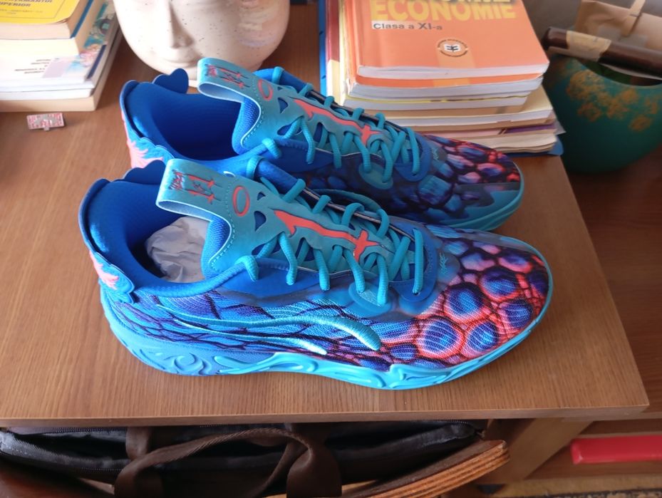 Pantofi sport Puma - not from here