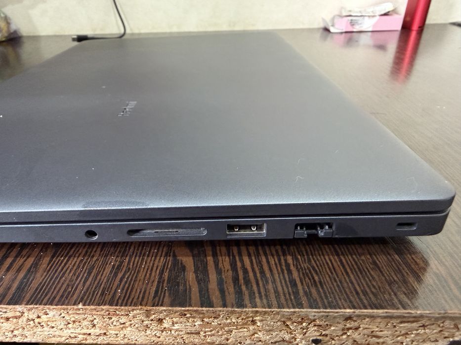 Продам ноутбук Redmi