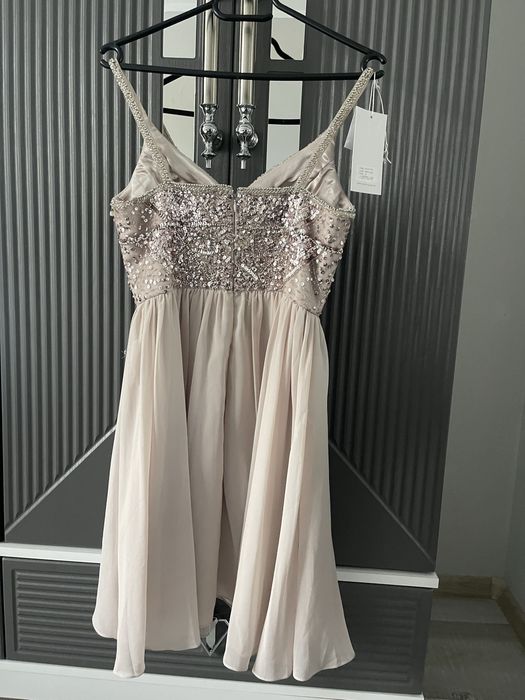 Официална рокля Unique розова