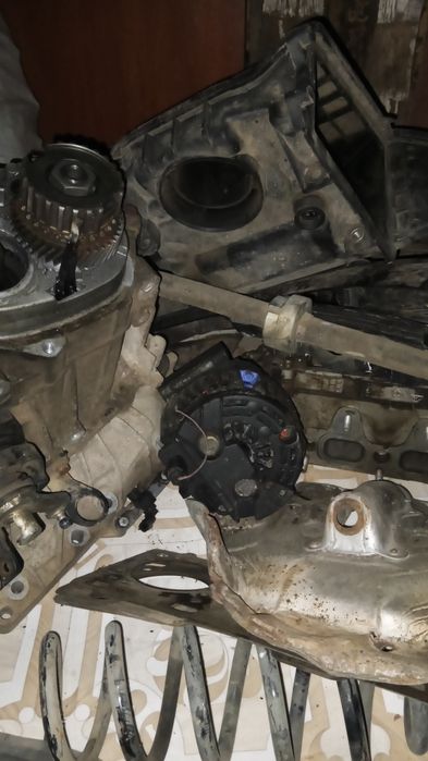 Запчасти Рено  генератор, компрессор кондиционера